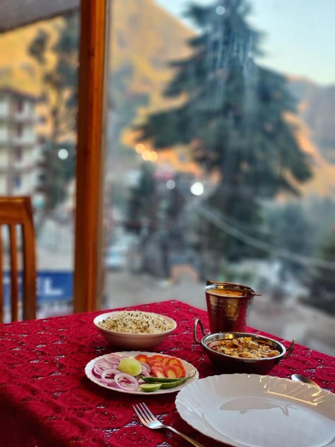 Hotel Om Palace McLeod Ganj Bagian luar foto