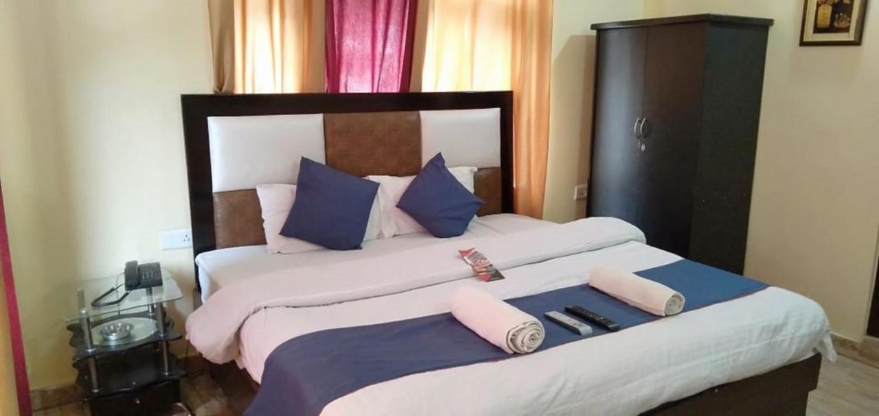 Hotel Om Palace McLeod Ganj Bagian luar foto